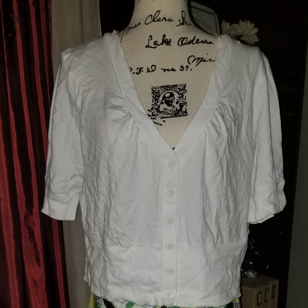 Mix & Co Cropped Cardigan